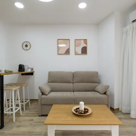 Apartamento Paraíso Canteras - Beachfront Living! *