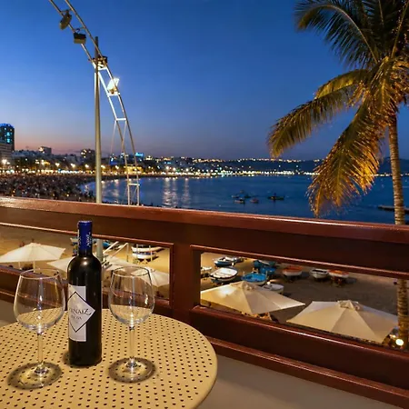 Paraíso Canteras - Beachfront Living! *